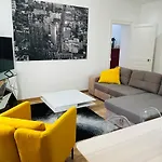 Cosy T3 Centre Reims/pkg Privé Appartamento