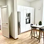 Cosy T3 Centre Reims/pkg Privé Appartamento *