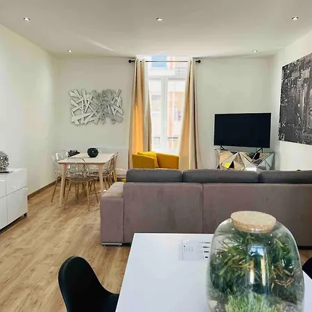 Cosy T3 Centre Reims/pkg Privé Appartement