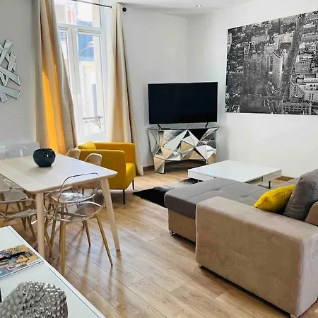 Cosy T3 Centre Reims/pkg Prive رانس