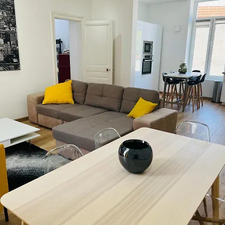 Cosy T3 Centre Reims/pkg Privé *
